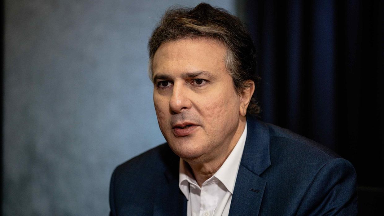 Camilo Santana nega articulação para assumir Ministério da Justiça