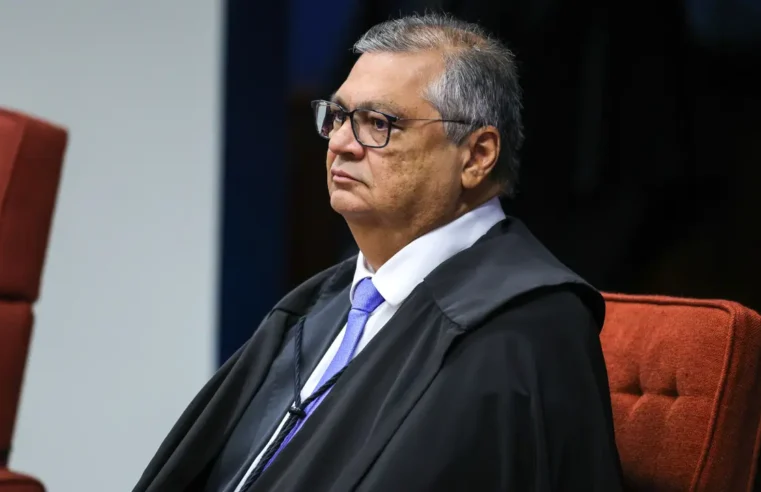 Flávio Dino determina reintegração de Andrei Rodrigues ao comando da Polícia Federal